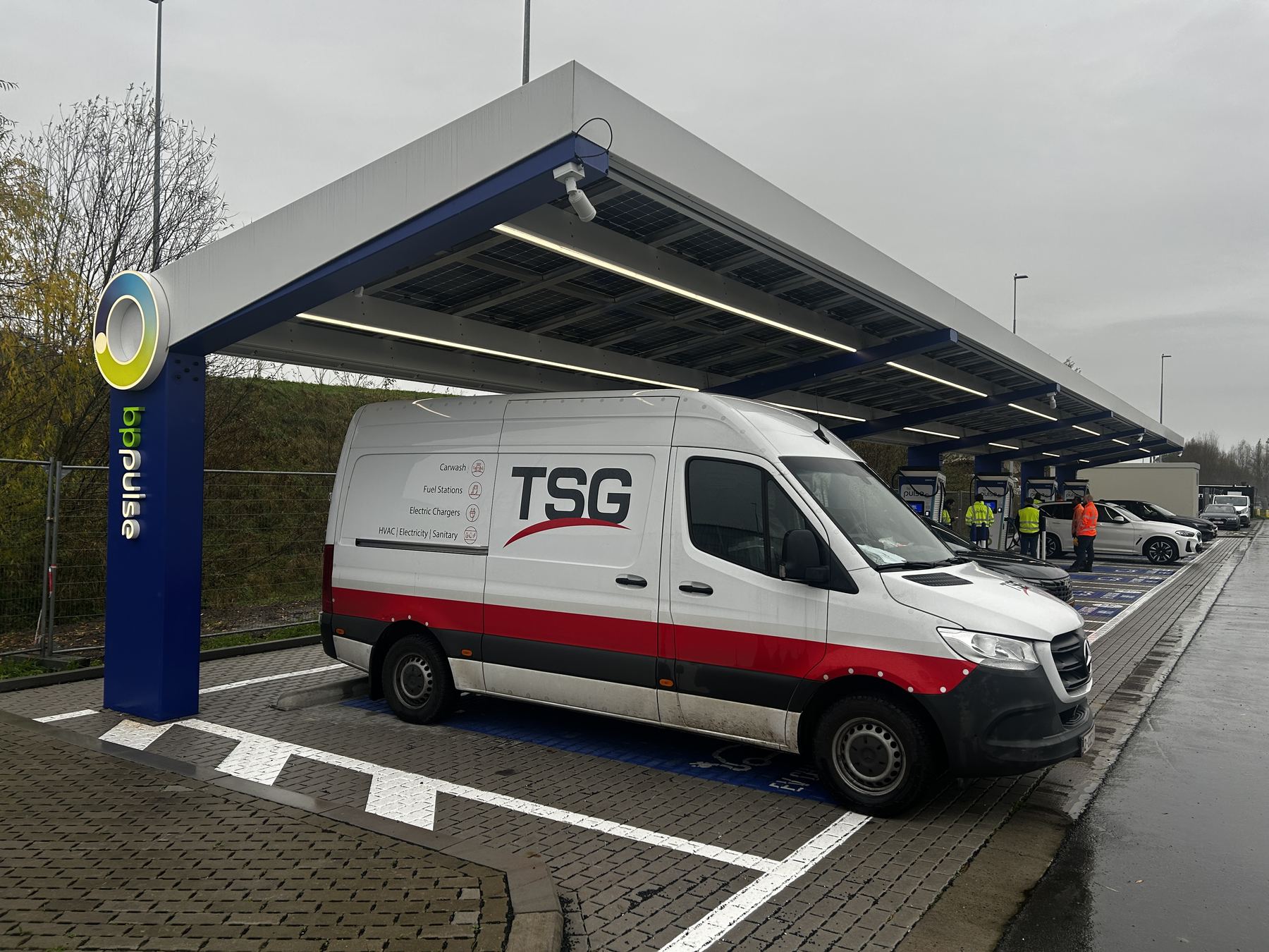 Public EV hub delivery photo